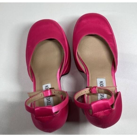 Steve Madden Charlize Satin double platgorm pumps in hot Pink - Picture 10 of 14